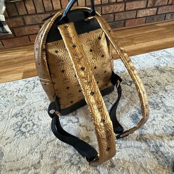 MCM Metallic Visetos Small Stark Backpack - Picture 3 of 10